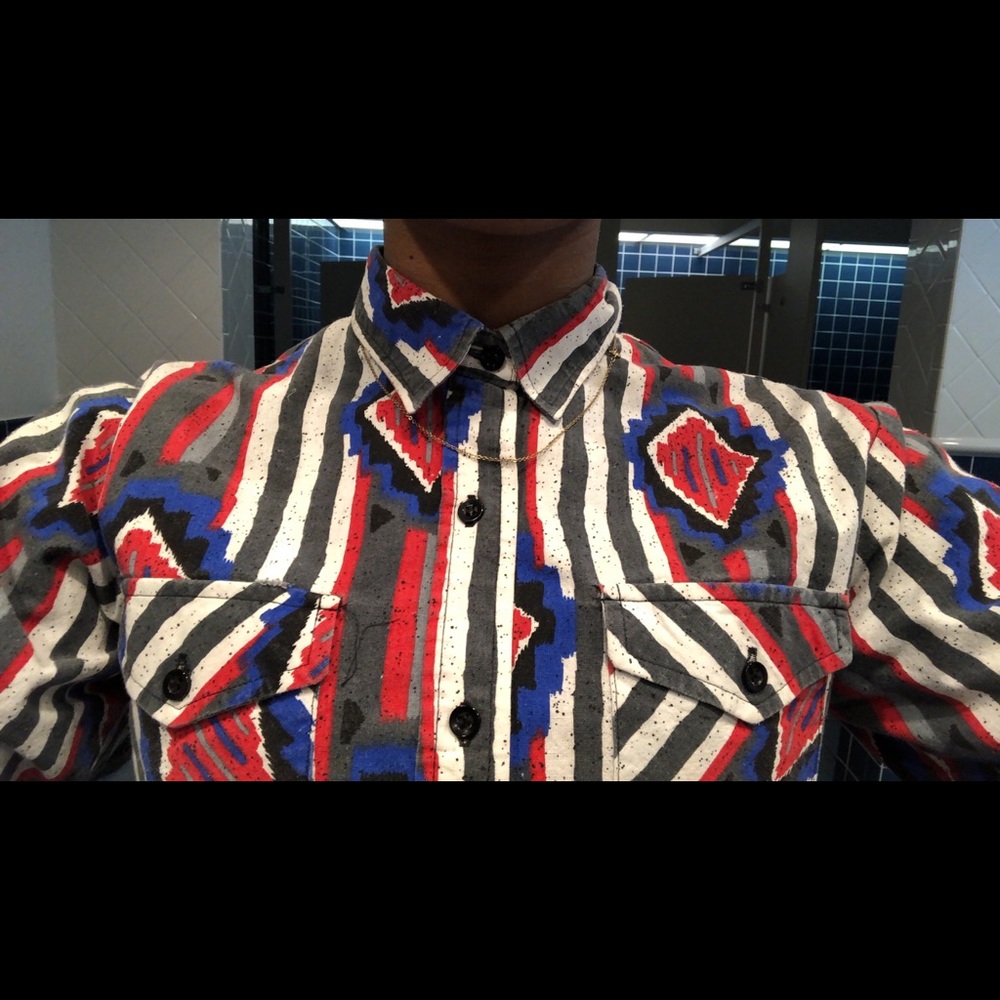 90s patterned button down - Picture 3 of 3